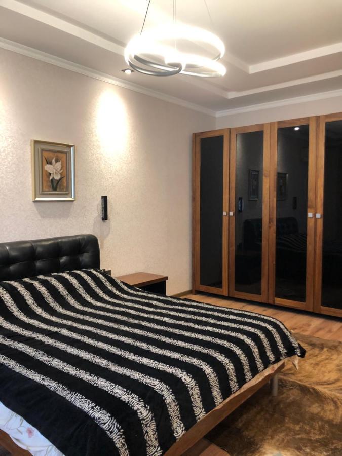 Stylish Apartments In The Heart Of The City! Tashkent Exterior foto