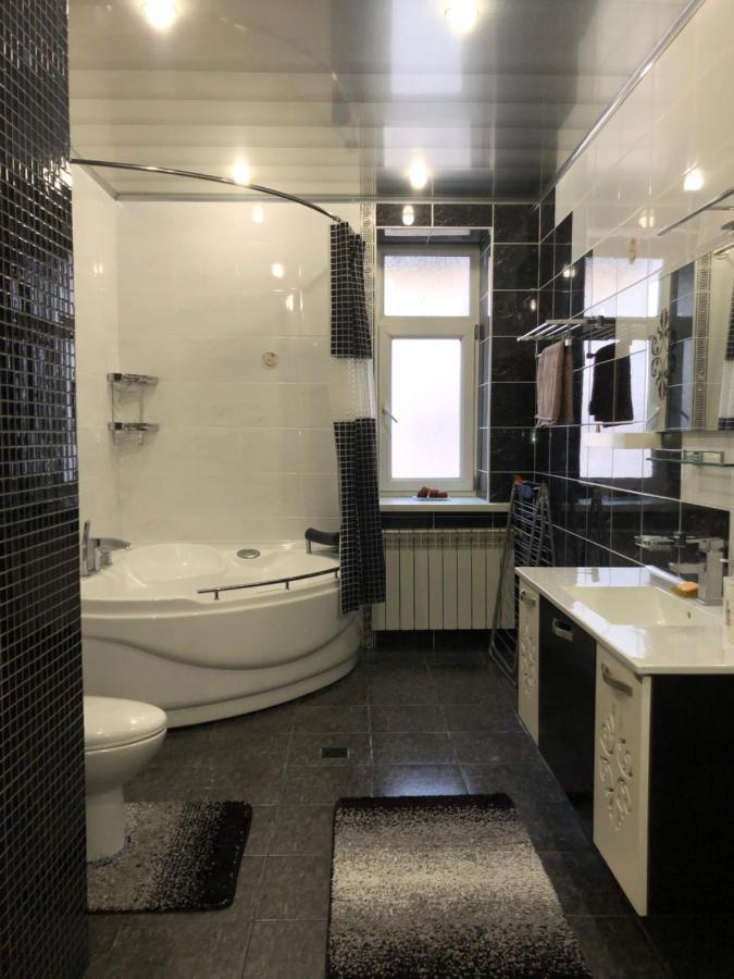 Stylish Apartments In The Heart Of The City! Tashkent Exterior foto